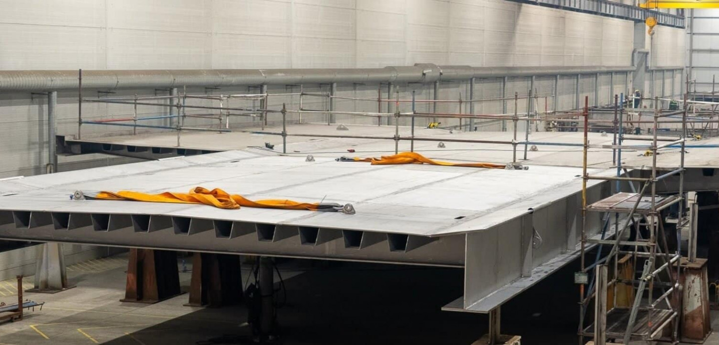 Sustainable, cost-effective stainless steel bridges and structures with long service life and exceptional reliability