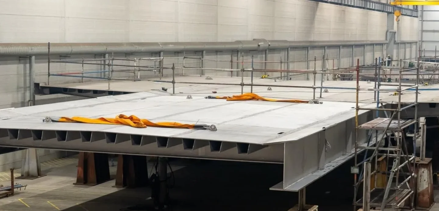 stainless steel bridges and structures with long service life